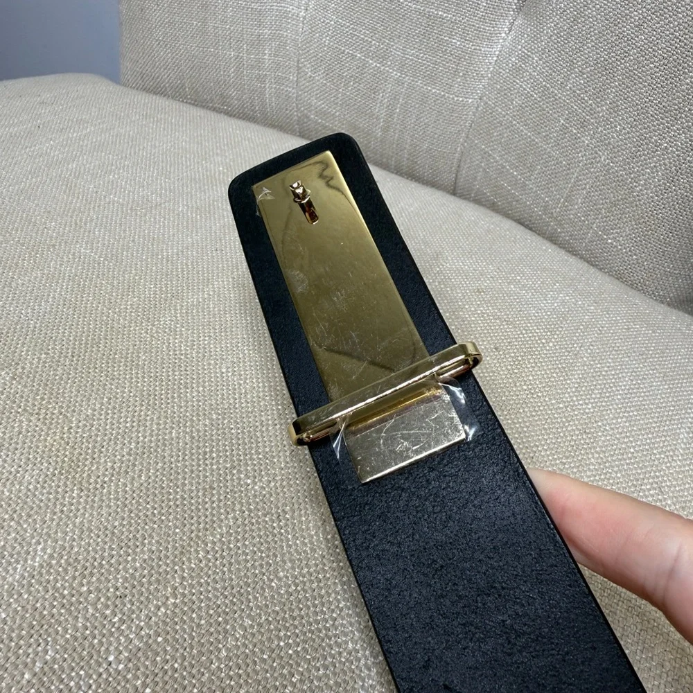AUTHENTIC CHANEL Black leather lock belt RARE 2002 runway